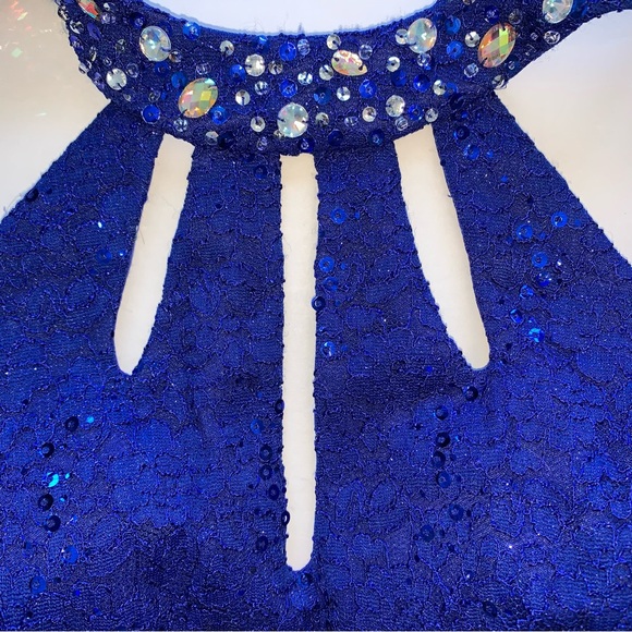 Morgan & Co. royal blue lace skater dress Size 5/6 - Picture 3 of 9